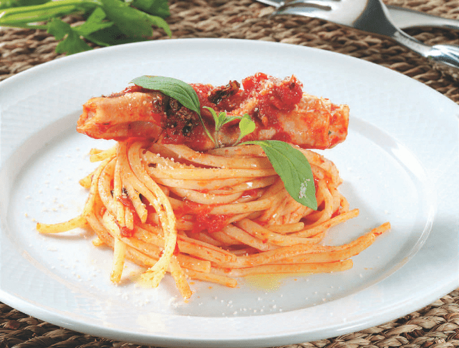 Nidi di mare con Nasello e linguine