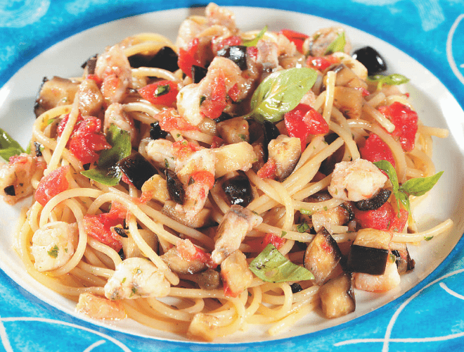 Spaghetti con Merluzzo e sapori mediterranei