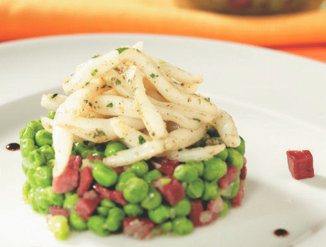 Totani saltati con piselli e bresaola